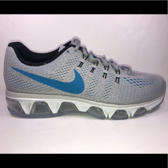 le scarpe nike air max vento 8 platino scarpe da corsa poshmark le scarpe nike air max vento 8 platino scarpe da corsa poshmark